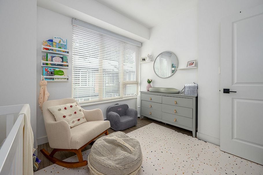 20 757 Orwell Street North Vancouver, BC - 19