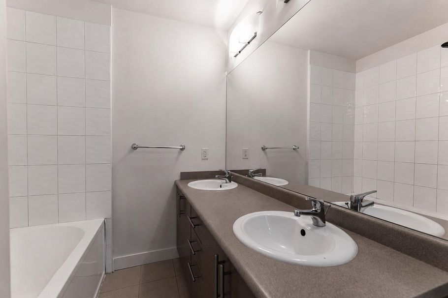 206 5632 Kings Road Vancouver, BC - 18