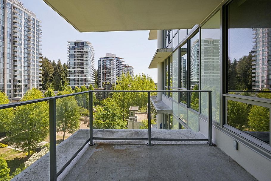 710 5728 Berton Avenue Vancouver, BC - 11