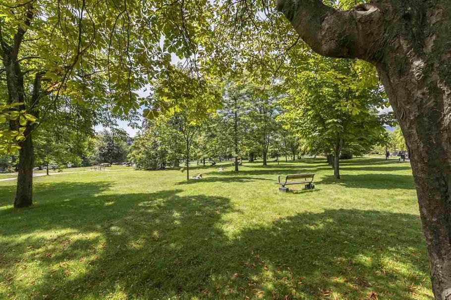 704 114 W Keith Road North Vancouver, BC - 25
