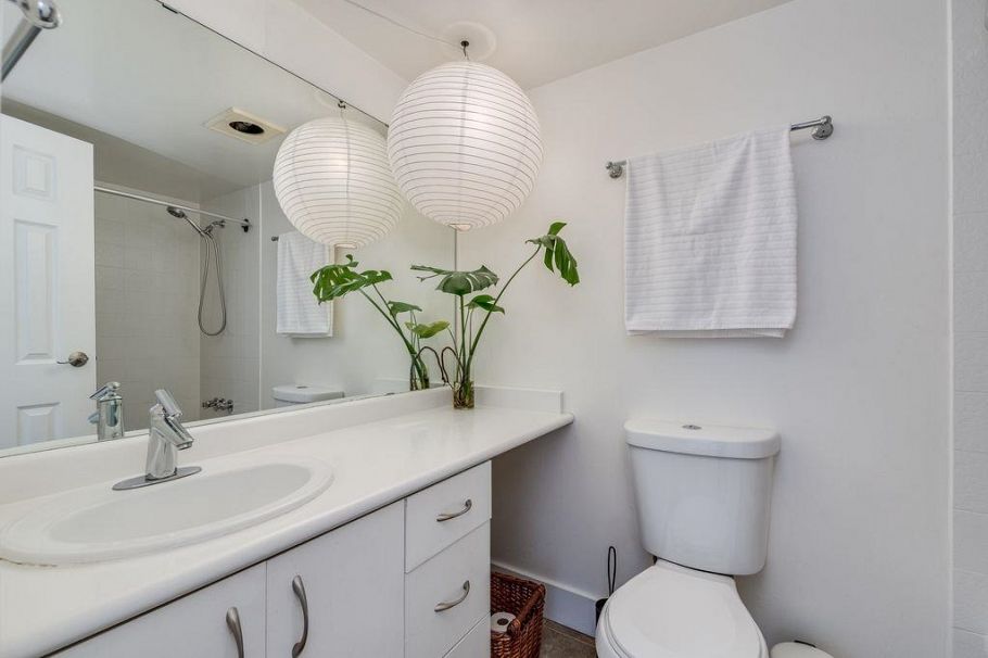 102 2458 York Avenue Vancouver, BC - 8