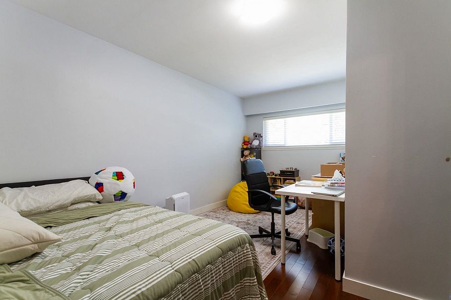 7643 Selkirk Street Vancouver, BC - 13