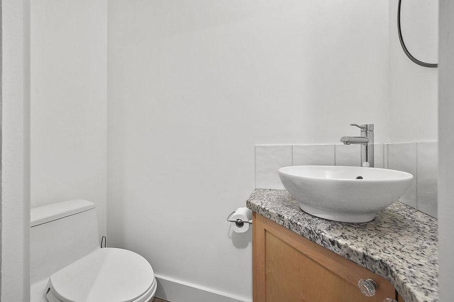 3558 W 32nd Avenue Vancouver, BC - 21