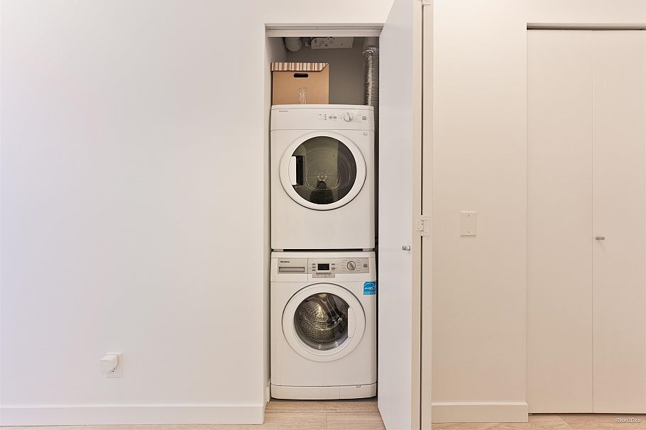 1004 933 E Hastings Street Vancouver, BC - 25