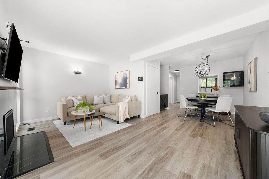 18 220 E 11th Street North Vancouver, BC - 10