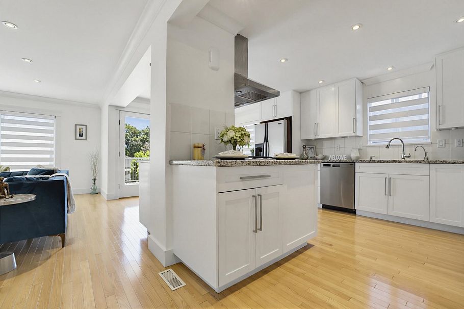 3558 W 32nd Avenue Vancouver, BC - 10