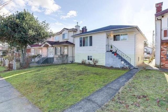 3416 Monmouth Avenue Vancouver, BC - 1