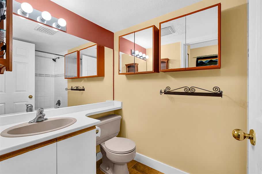 204 833 W 16th Avenue Vancouver, BC - 12