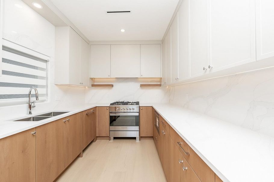 3 1845 E 51st Avenue Vancouver, BC - 15