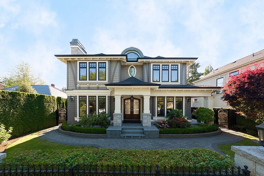 6869 Selkirk Street Vancouver, BC - 1