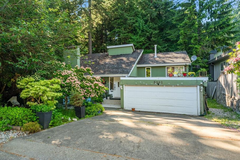 5261 Cliffridge Avenue North Vancouver, BC - 1