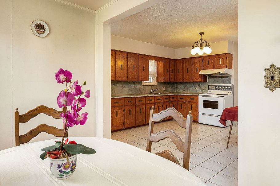 855 Nanaimo Street Vancouver, BC - 9