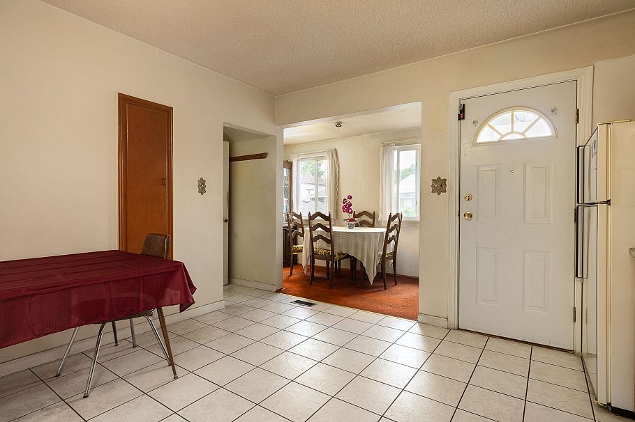 855 Nanaimo Street Vancouver, BC - 7
