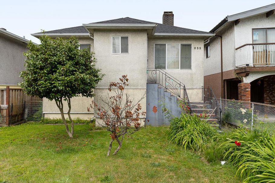 855 Nanaimo Street Vancouver, BC - 2
