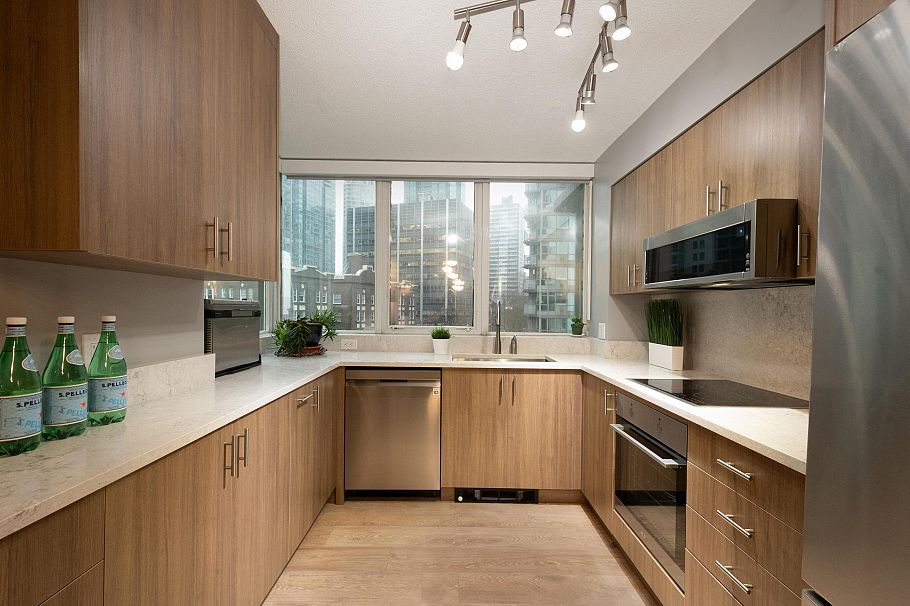806 555 Jervis Street Vancouver, BC - 7