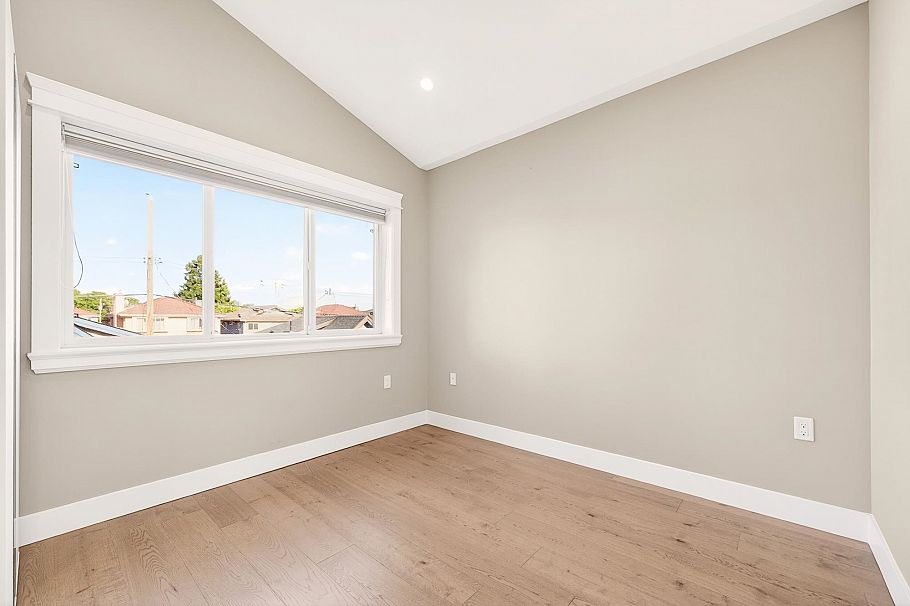 8068 Haig Street Vancouver, BC - 18