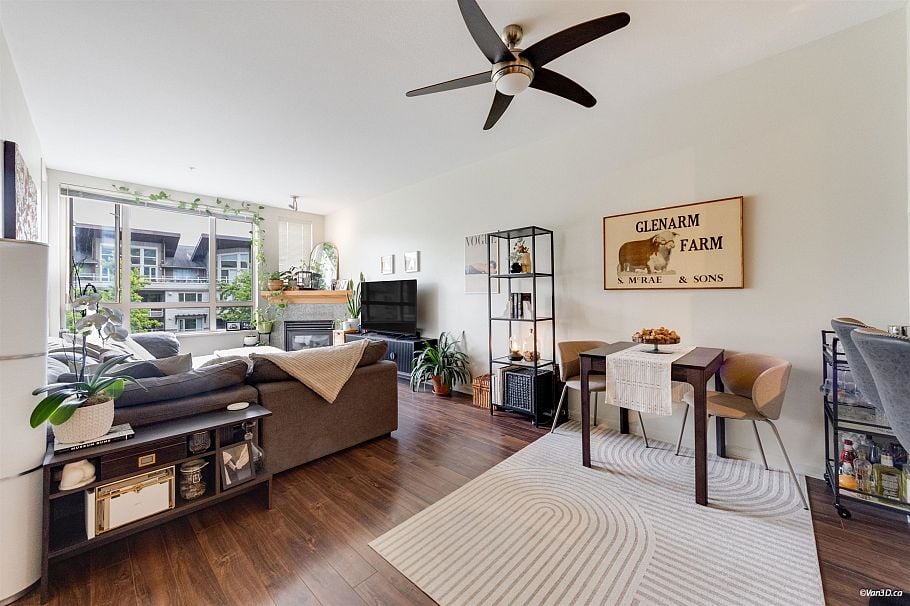 319 580 Raven Wood Drive North Vancouver, BC - 1