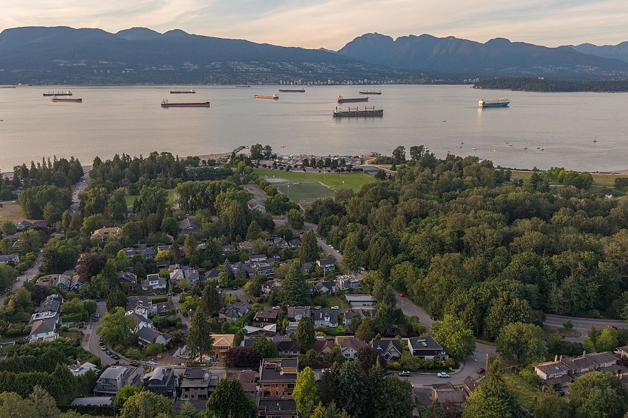 4328 Locarno Crescent Vancouver, BC - 38