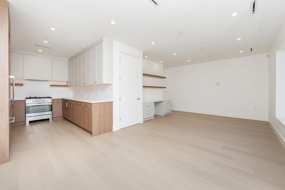 3 1845 E 51st Avenue Vancouver, BC - 14