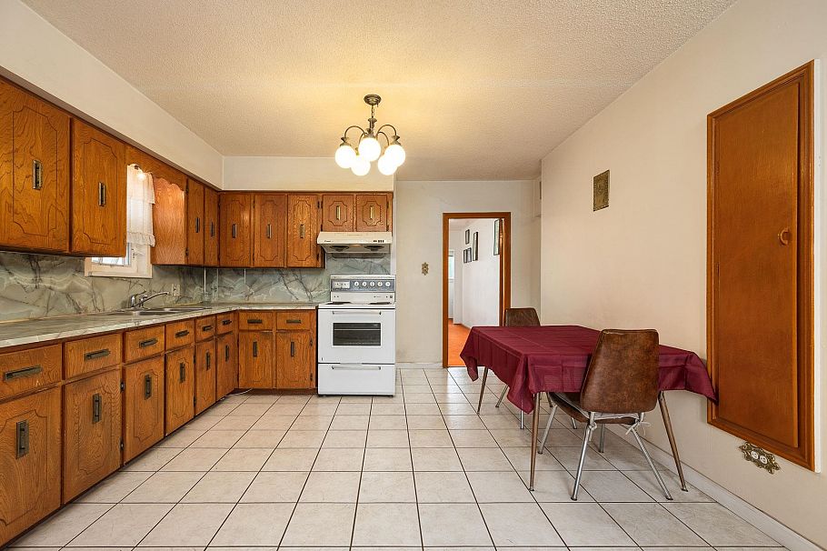 855 Nanaimo Street Vancouver, BC - 6