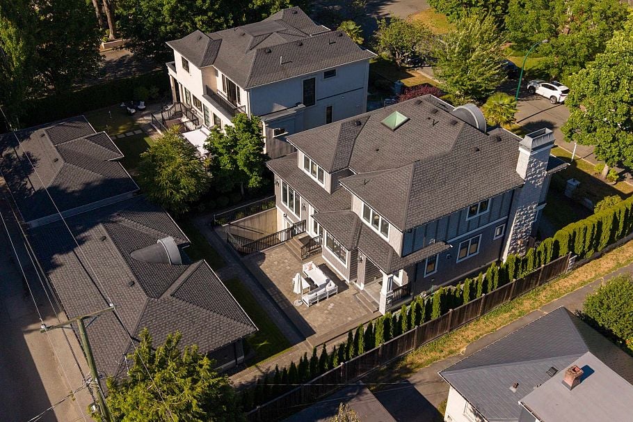 6869 Selkirk Street Vancouver, BC - 39
