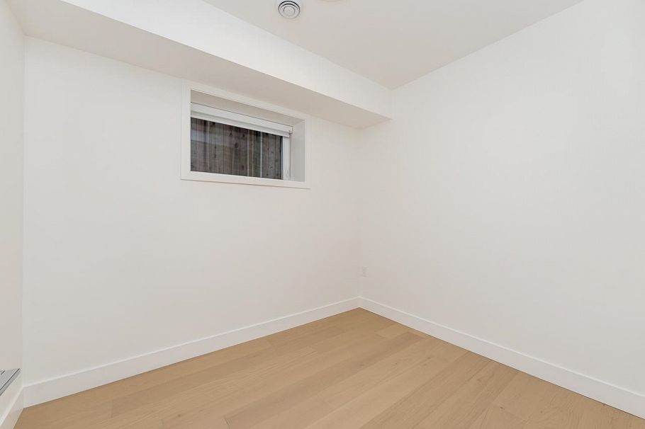 2 1845 E 51st Avenue Vancouver, BC - 30