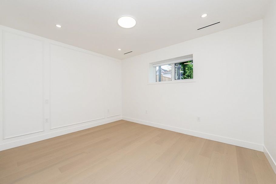 2 1845 E 51st Avenue Vancouver, BC - 21