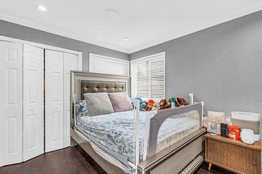 7170 Hecate Place Vancouver, BC - 27