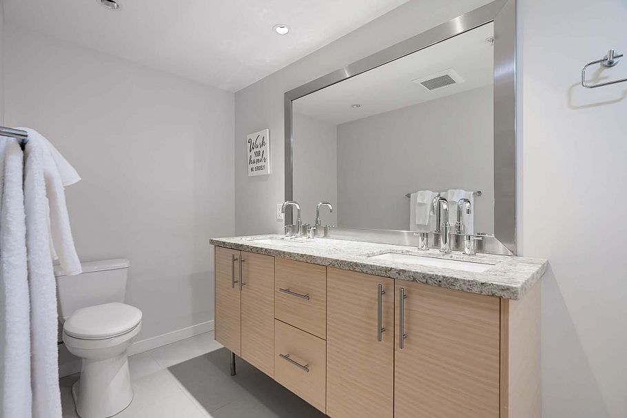 104 2832 Capilano Road North Vancouver, BC - 17