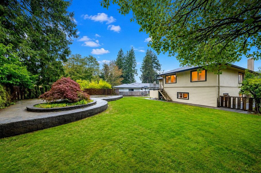 2870 Thorncliffe Drive North Vancouver, BC - 20