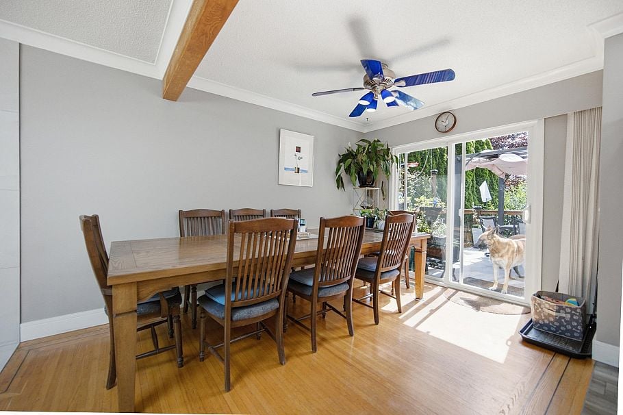 944 Tollcross Road North Vancouver, BC - 11