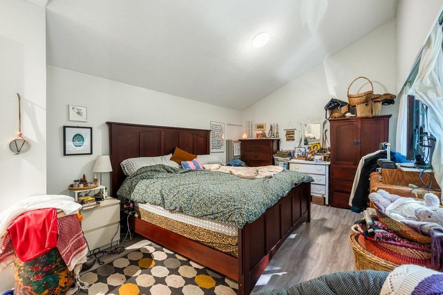5261 Cliffridge Avenue North Vancouver, BC - 17