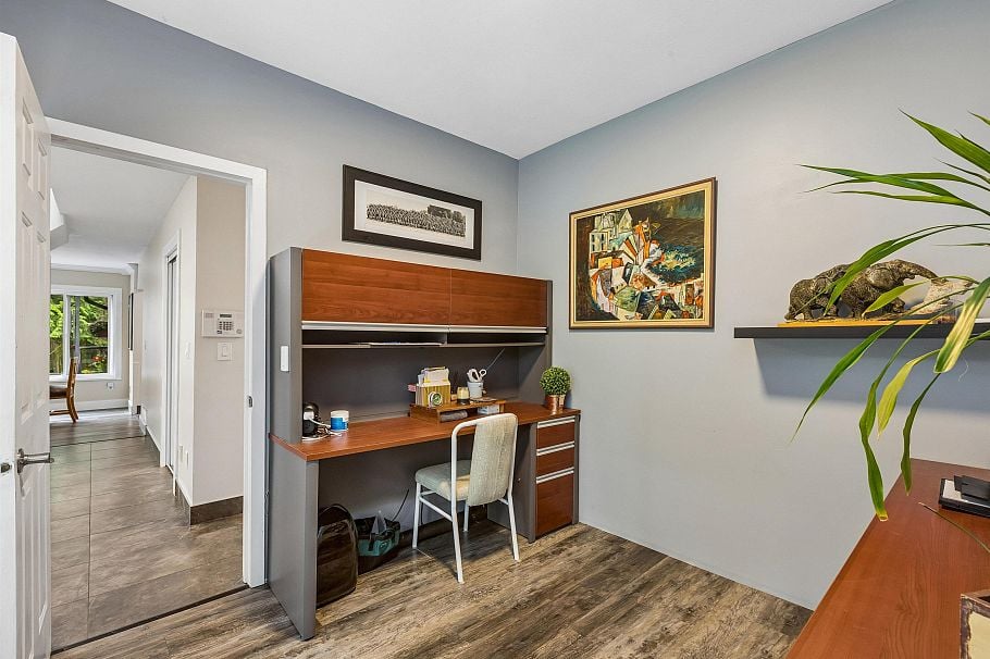 1501 Ostler Court North Vancouver, BC - 18