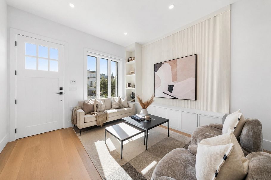 531 W 61st Avenue Vancouver, BC - 16