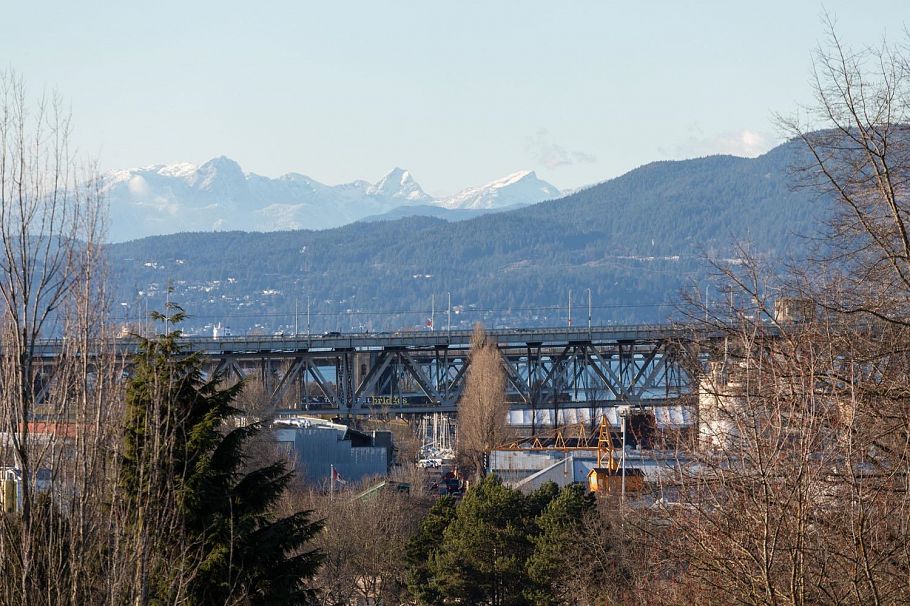 967 W 8th Avenue Vancouver, BC - 28