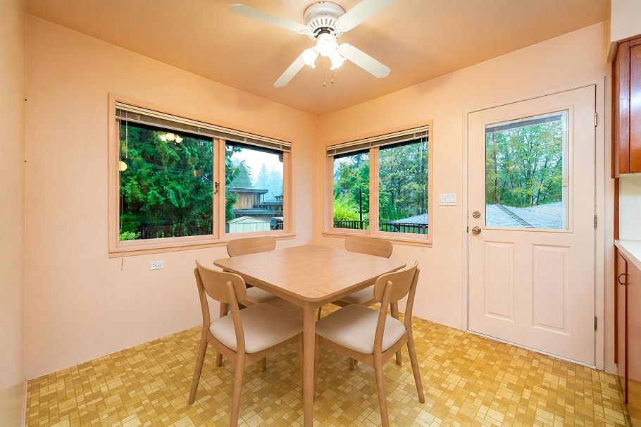 2870 Thorncliffe Drive North Vancouver, BC - 9