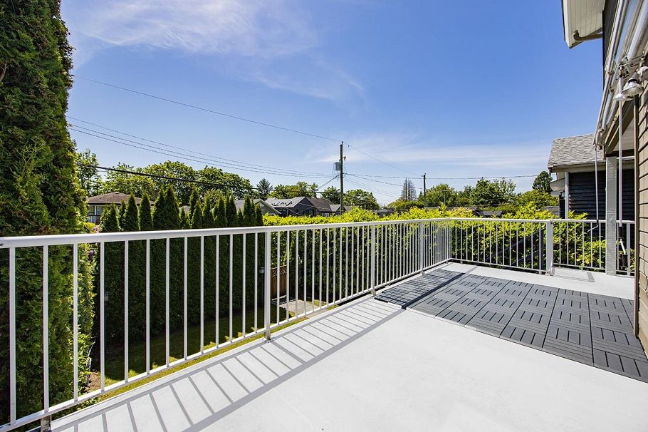3558 W 32nd Avenue Vancouver, BC - 22