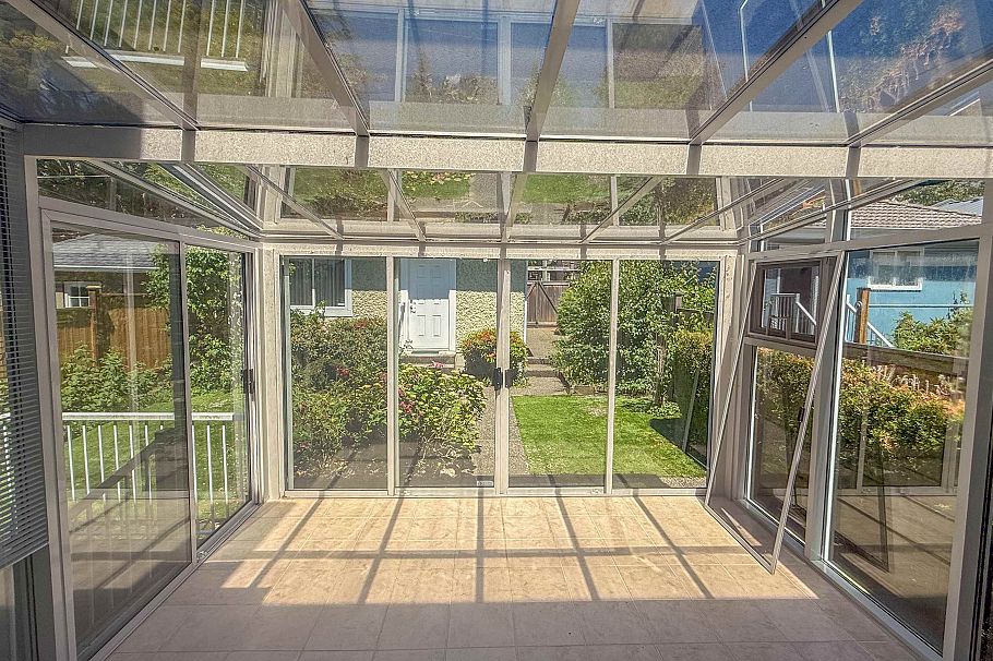 2849 W 35th Avenue Vancouver, BC - 34