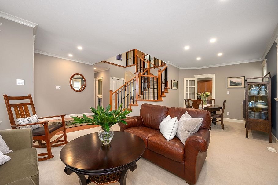 4532 Ramsay Road North Vancouver, BC - 5