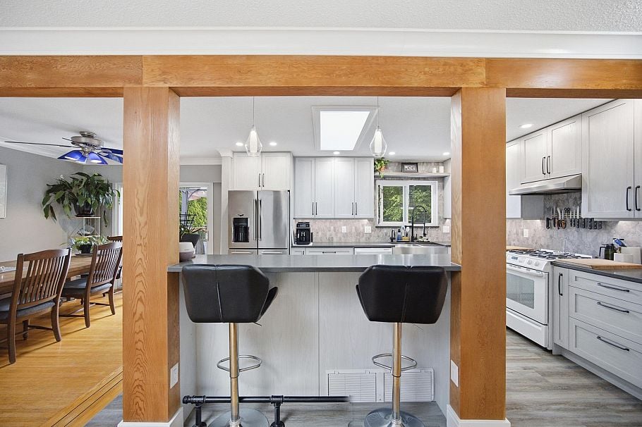 944 Tollcross Road North Vancouver, BC - 7