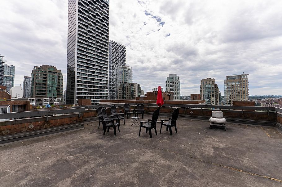 214 1330 Burrard Street Vancouver, BC - 16