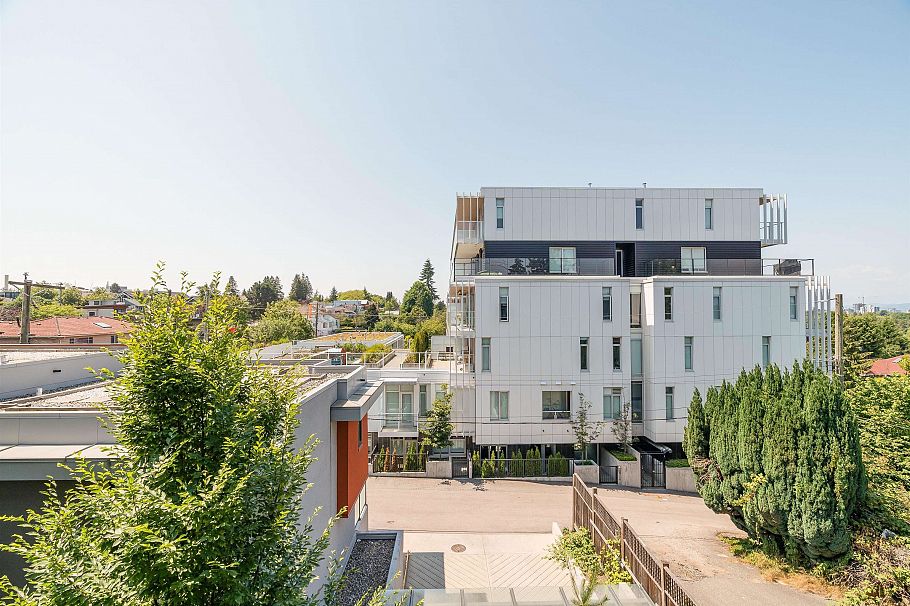 403 4171 Cambie Street Vancouver, BC - 13