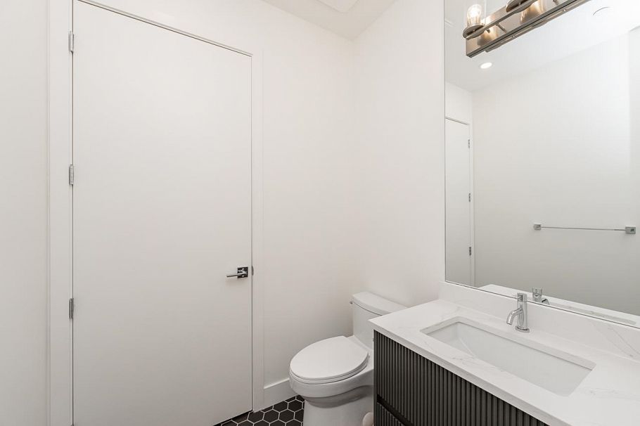 3 1845 E 51st Avenue Vancouver, BC - 23