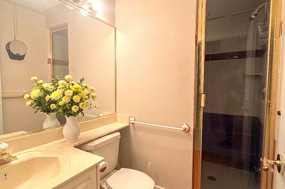 2849 W 35th Avenue Vancouver, BC - 33