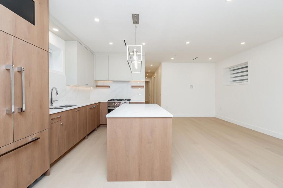 2 1845 E 51st Avenue Vancouver, BC - 6