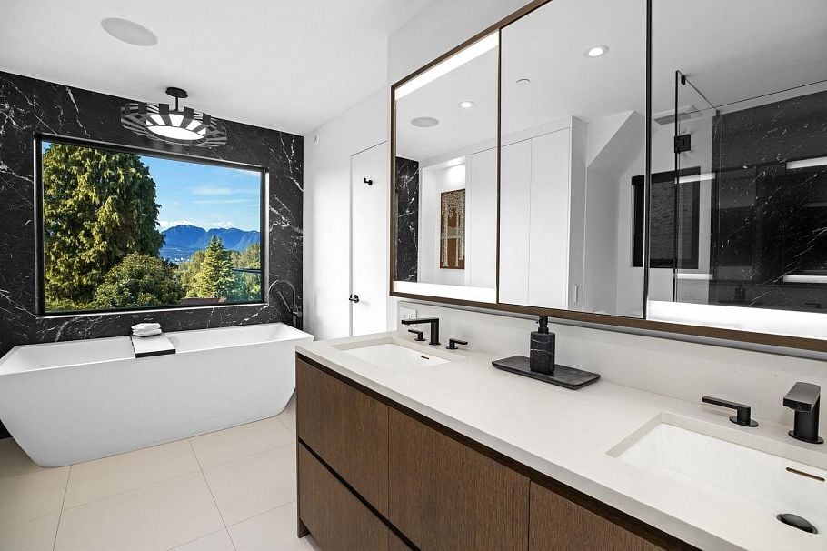 4328 Locarno Crescent Vancouver, BC - 26