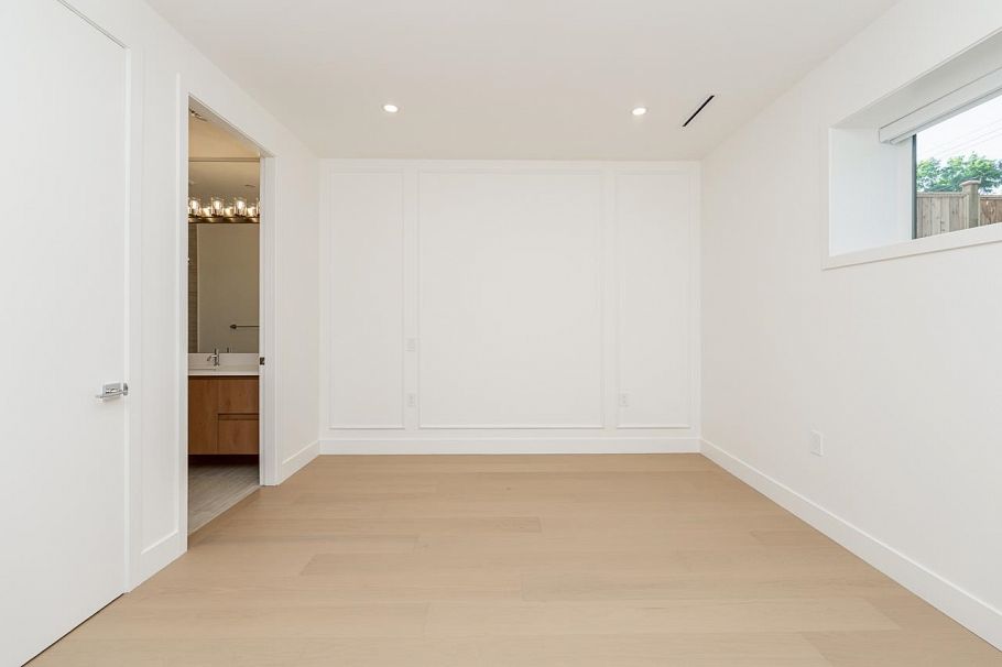 2 1845 E 51st Avenue Vancouver, BC - 22