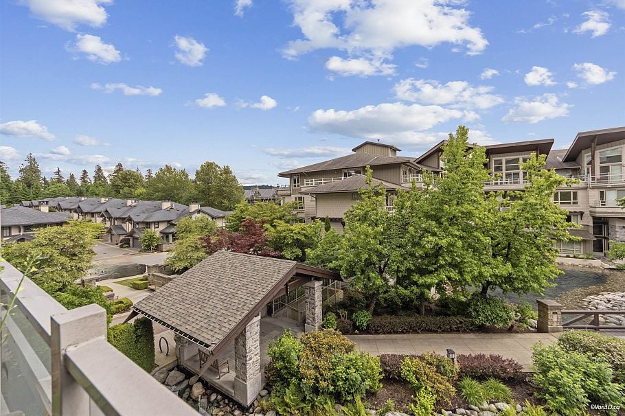 319 580 Raven Wood Drive North Vancouver, BC - 17