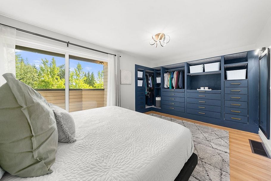 18 220 E 11th Street North Vancouver, BC - 20