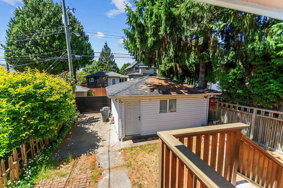 7643 Selkirk Street Vancouver, BC - 9